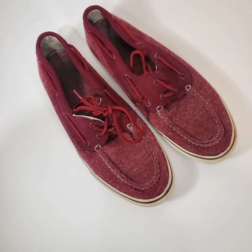 Sperry's maroon boat shoes